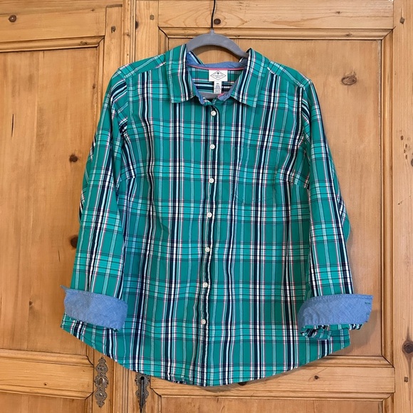 (Bundle 2 for $20) St. John's Bay Women’s Plaid Button Down Shirt - Picture 2 of 5